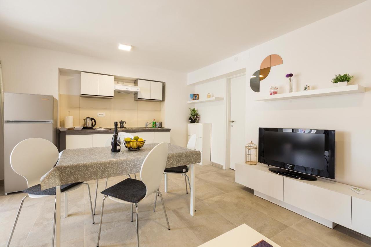 Apartaments Punta Relax Umag Exterior photo