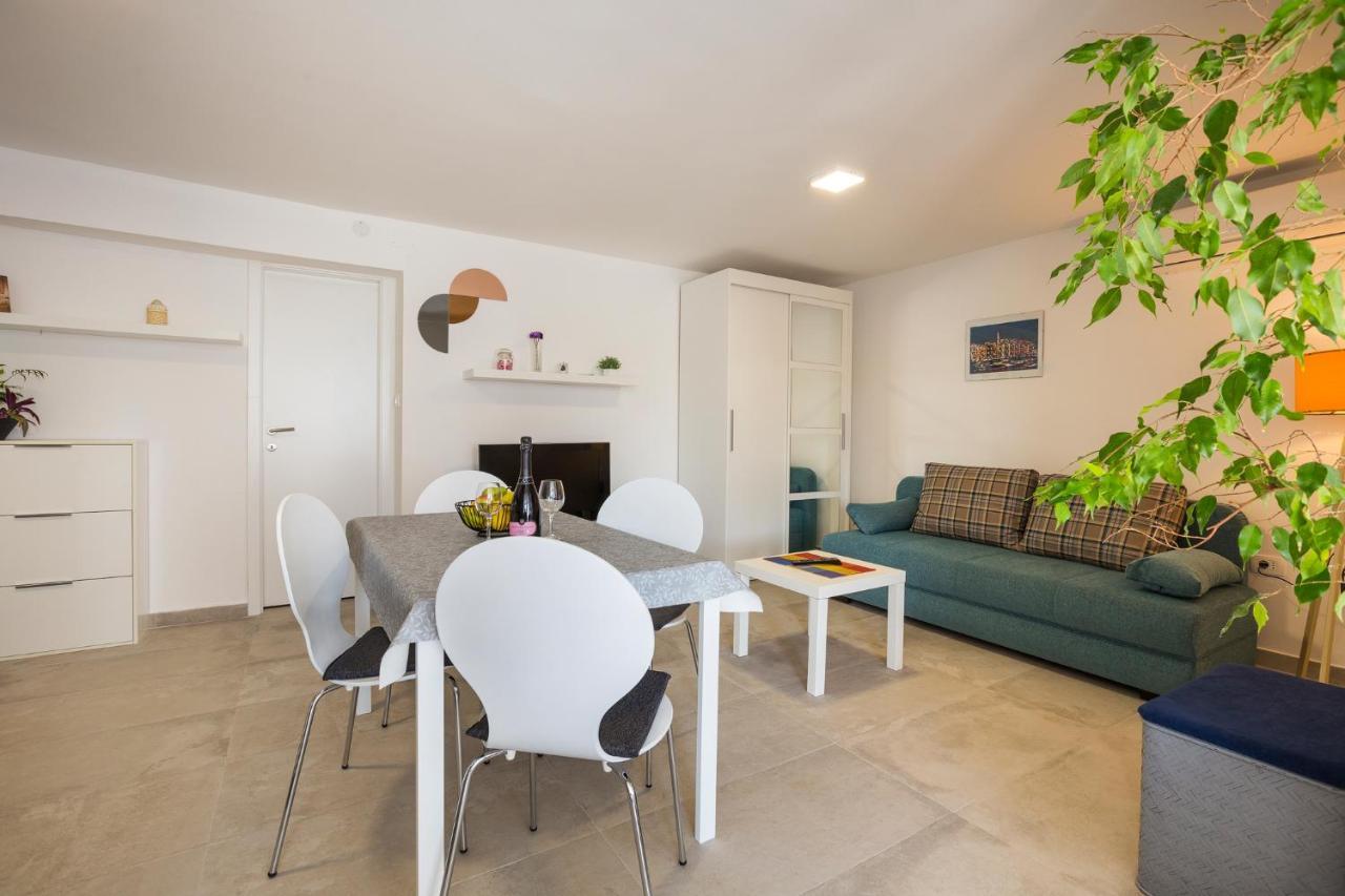 Apartaments Punta Relax Umag Exterior photo